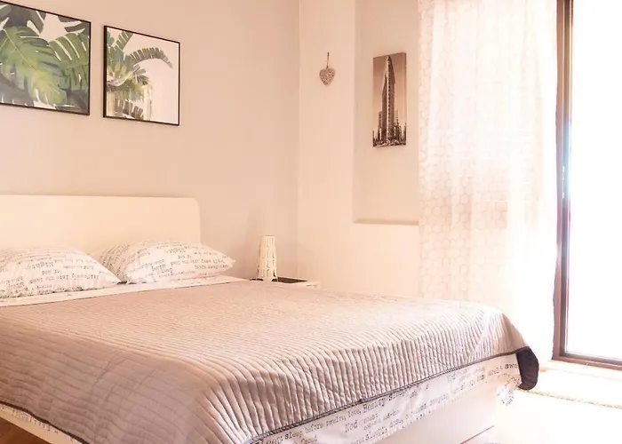Apartamento Lela 1 *