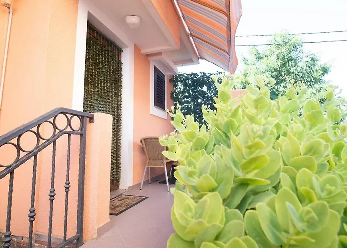 Lela 1 Apartman