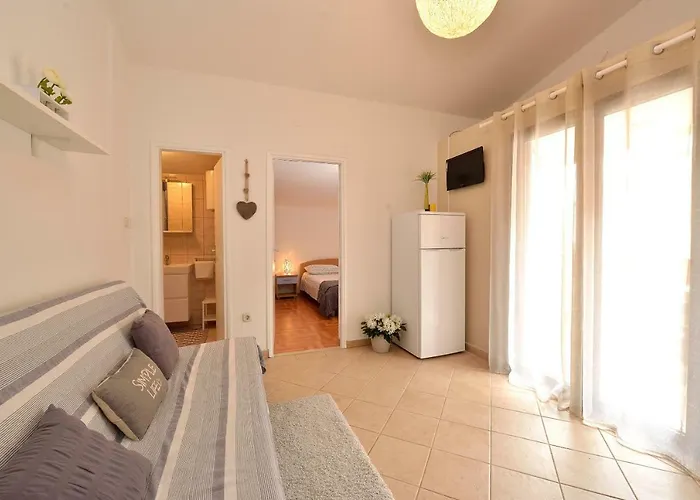 Lela 1 Apartman