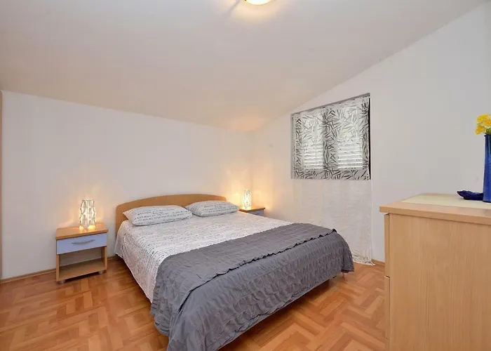 Lela 1 Apartman Bibinje
